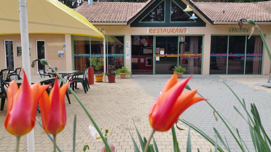 Camping Les Sources Saint-Jean-du-Gard Esterno foto