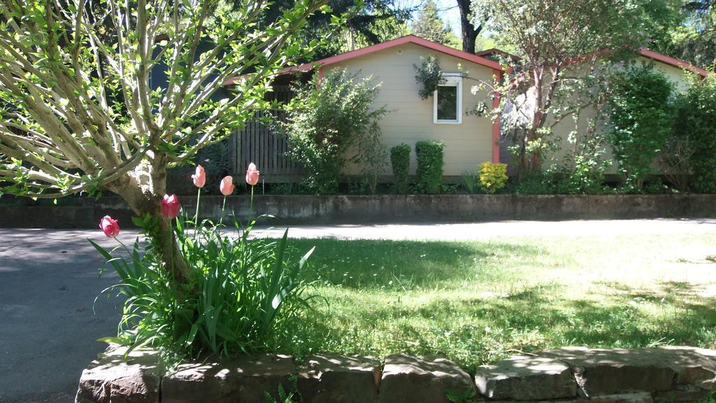 Camping Les Sources Saint-Jean-du-Gard Esterno foto