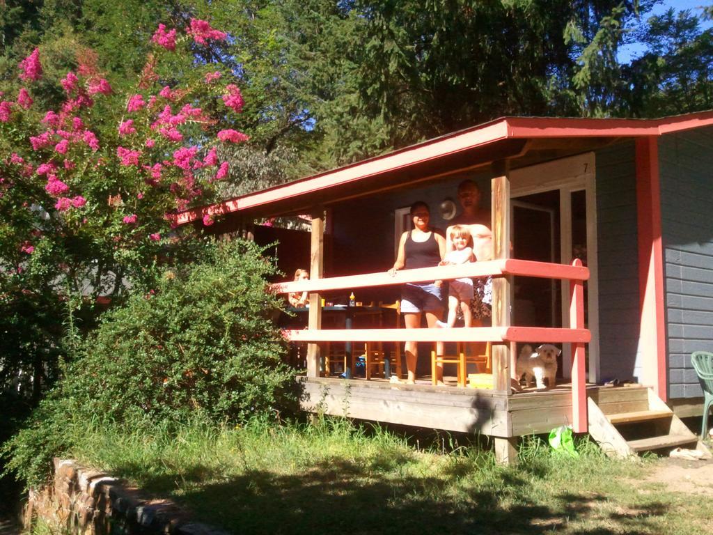 Camping Les Sources Saint-Jean-du-Gard Esterno foto