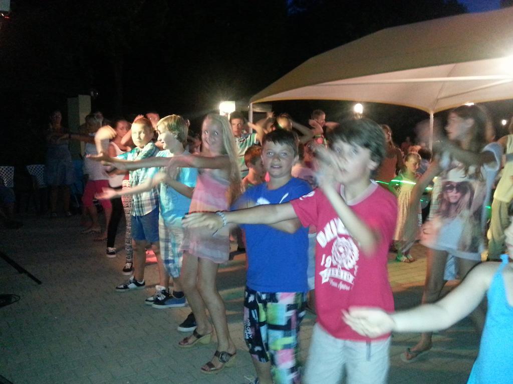 Camping Les Sources Saint-Jean-du-Gard Esterno foto