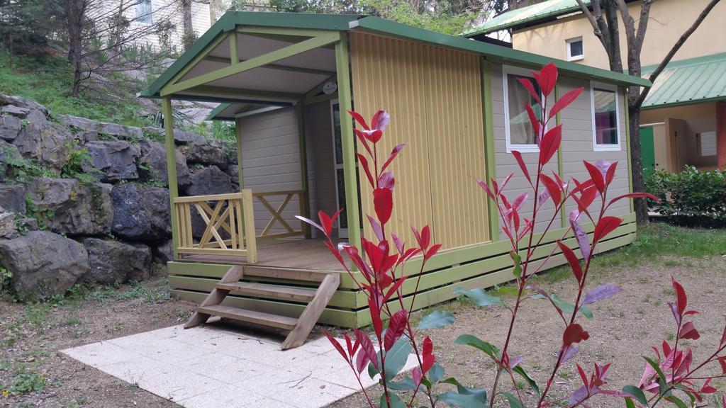 Camping Les Sources Saint-Jean-du-Gard Esterno foto