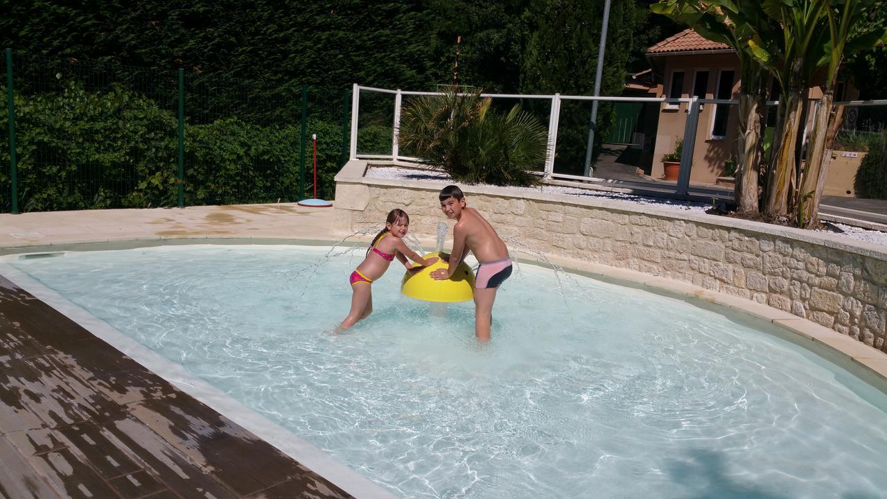 Camping Les Sources Saint-Jean-du-Gard Esterno foto